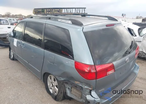 2005 Toyota Sienna Xle z USA, uszkodzony, nr VIN 5TDZA22C65S242576